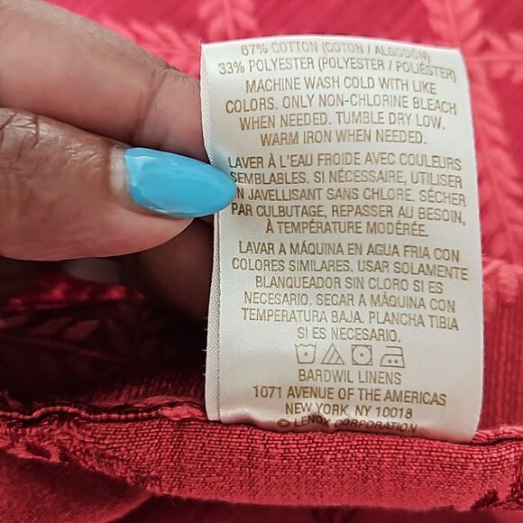 Lenox American By Design Round Tablecloth Red 70" - Picture 10 of 16